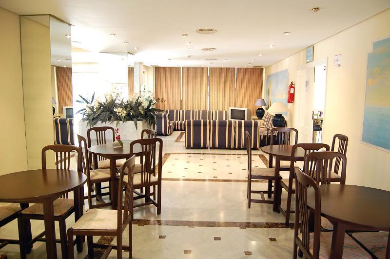 Hotel El Faro Marbella Restoran gambar